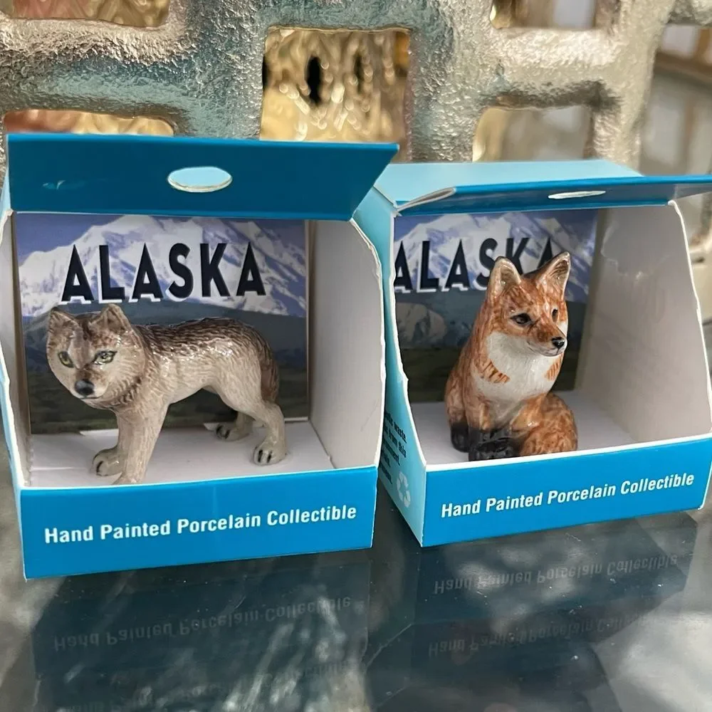 Set Of 2 Alaska Hand Painted Porcelain animal figurines Collectibles